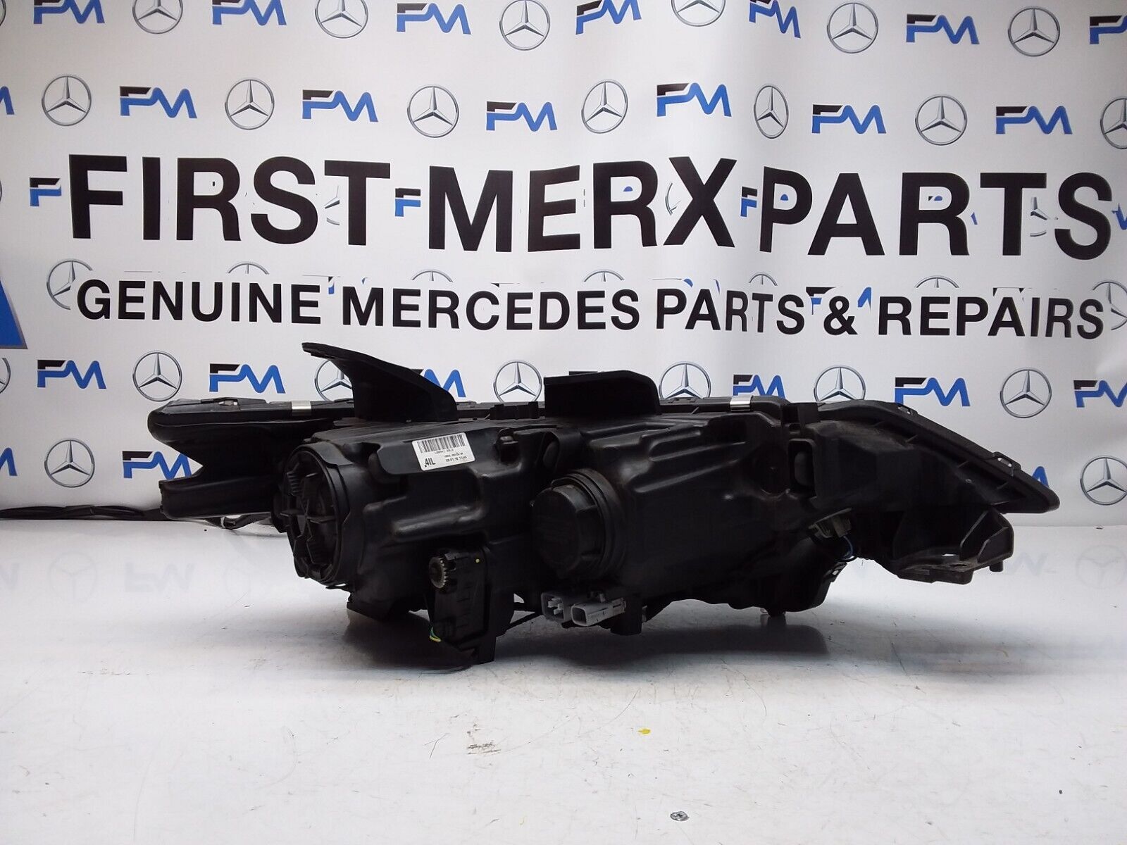 MITSUBISHI OUTLANDER MK3 2016 HEADLIGHT PASSENGER SIDE LEFT L0094I OBL8 FMH71