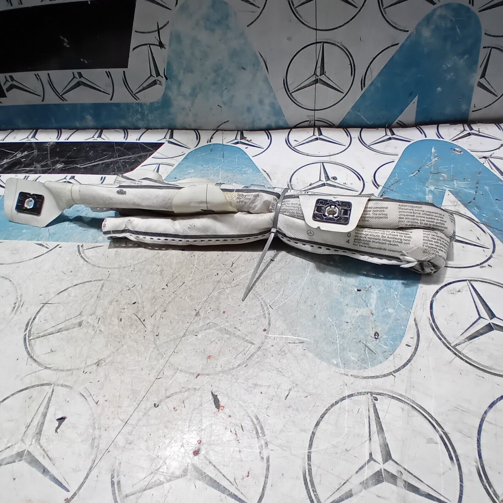 MERCEDES C CLASS CURTAIN AIBAG RIGHT SIDE SALOON W204 2007-2015 A2048600605 FM76