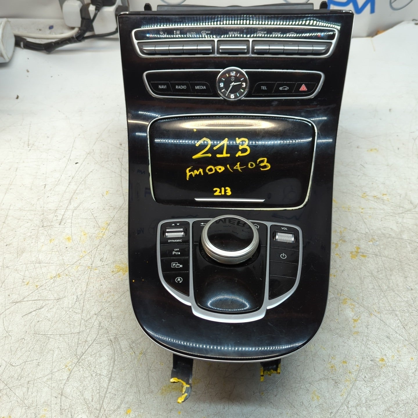  MERCEDES E-CLASS W213 CLIMATE & CENTRE CONSOLE A2139059003 COMPLETE FM001403