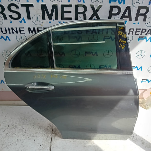 MERCEDES BENZ  C-CLASS W2O5 DRIVER SIDE REAR DOOR O/S/R COMPLETE GREY FMD108