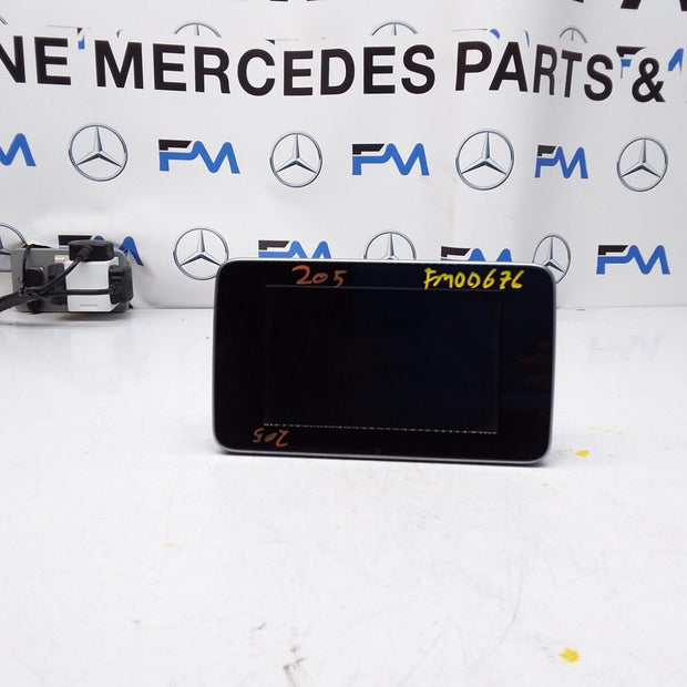 MERCEDES C-CLASS W205 2016 SAT NAV MULTIMEDIA SCREEN A2059004113 FM00676