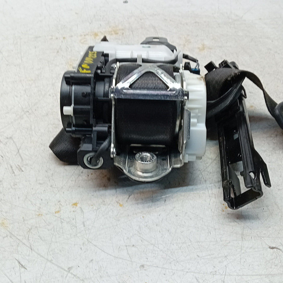 MERCEDES BENZ  E-CLASS W213 SEAT BELT FRONT DRIVER OS 2016 A2138605600 FM001225
