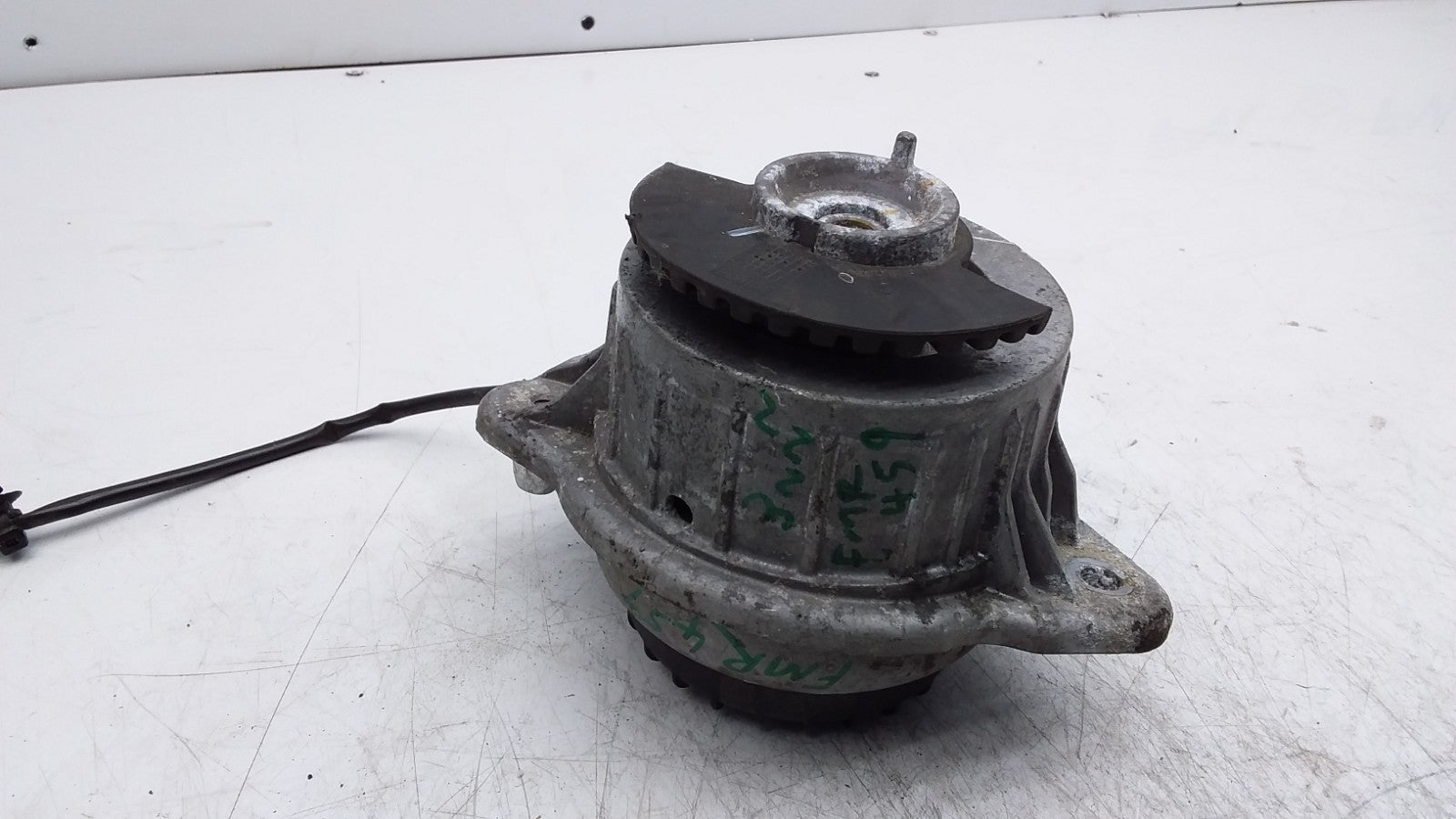 MERCEDES BENZ S-CLS W222 RIGHT ENGINE MOUNT A2222407617 FMR459