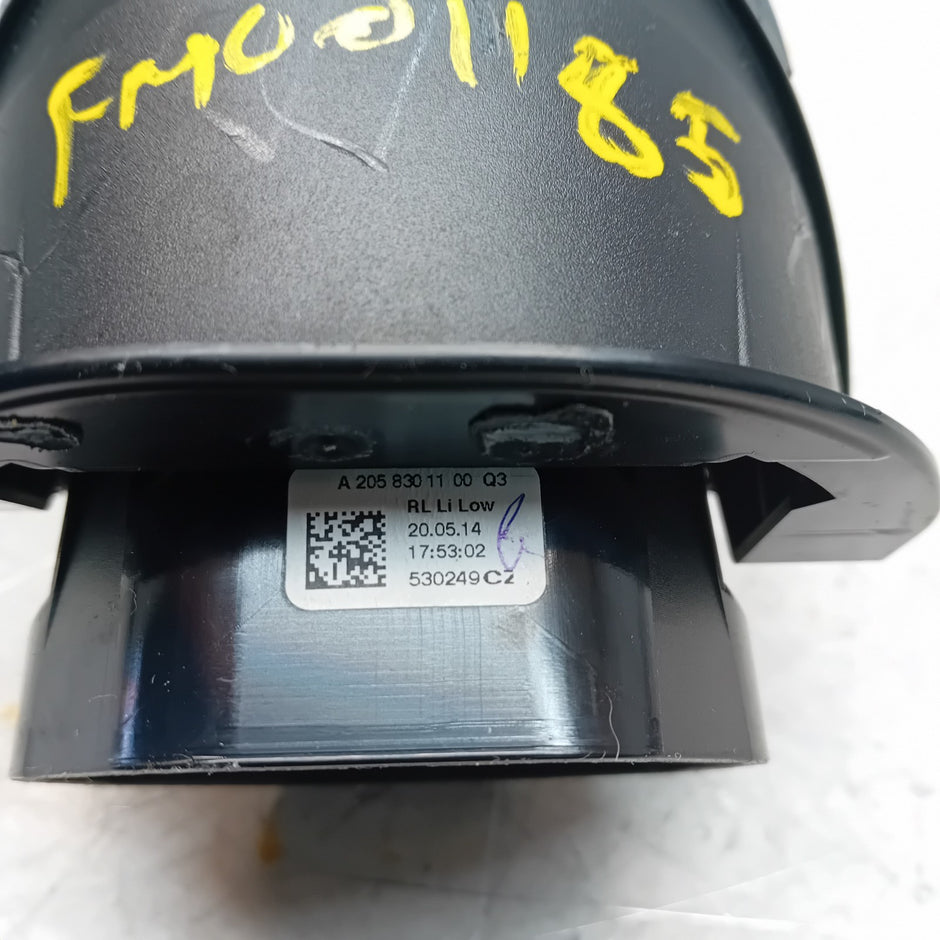 MERCEDES C-CLASS W205 DASHBOARD AIR VENT A2058301100 FM001185
