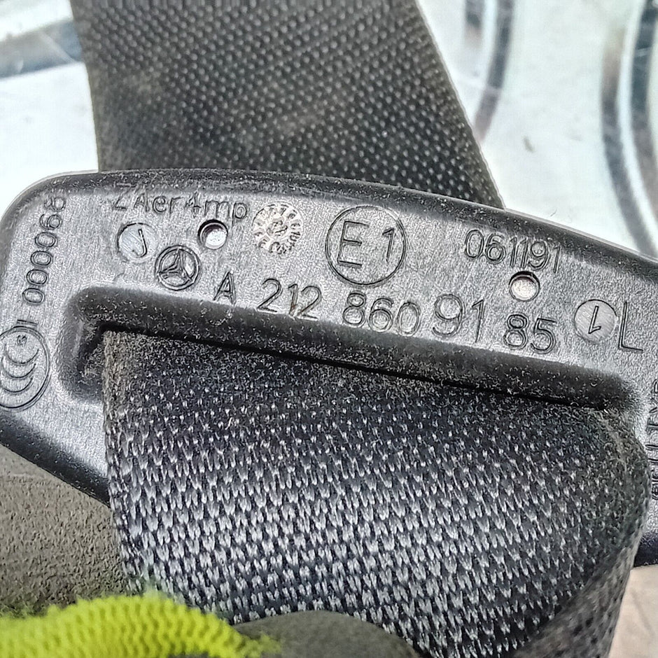 MERCEDES E CLASS SEAT BELT FRONT LEFT PASSENGER SIDE NEARSIDE W212 2009/2016