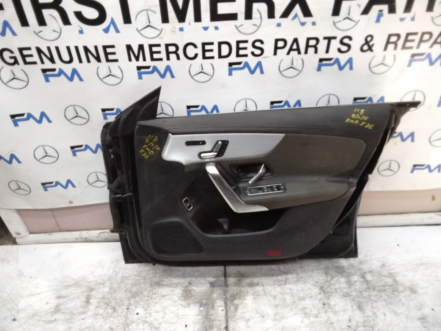 MERCEDES CLA W118  DRIVER FRONT DOOR OSF BLACK 2019-23 COMPLETE FMD536