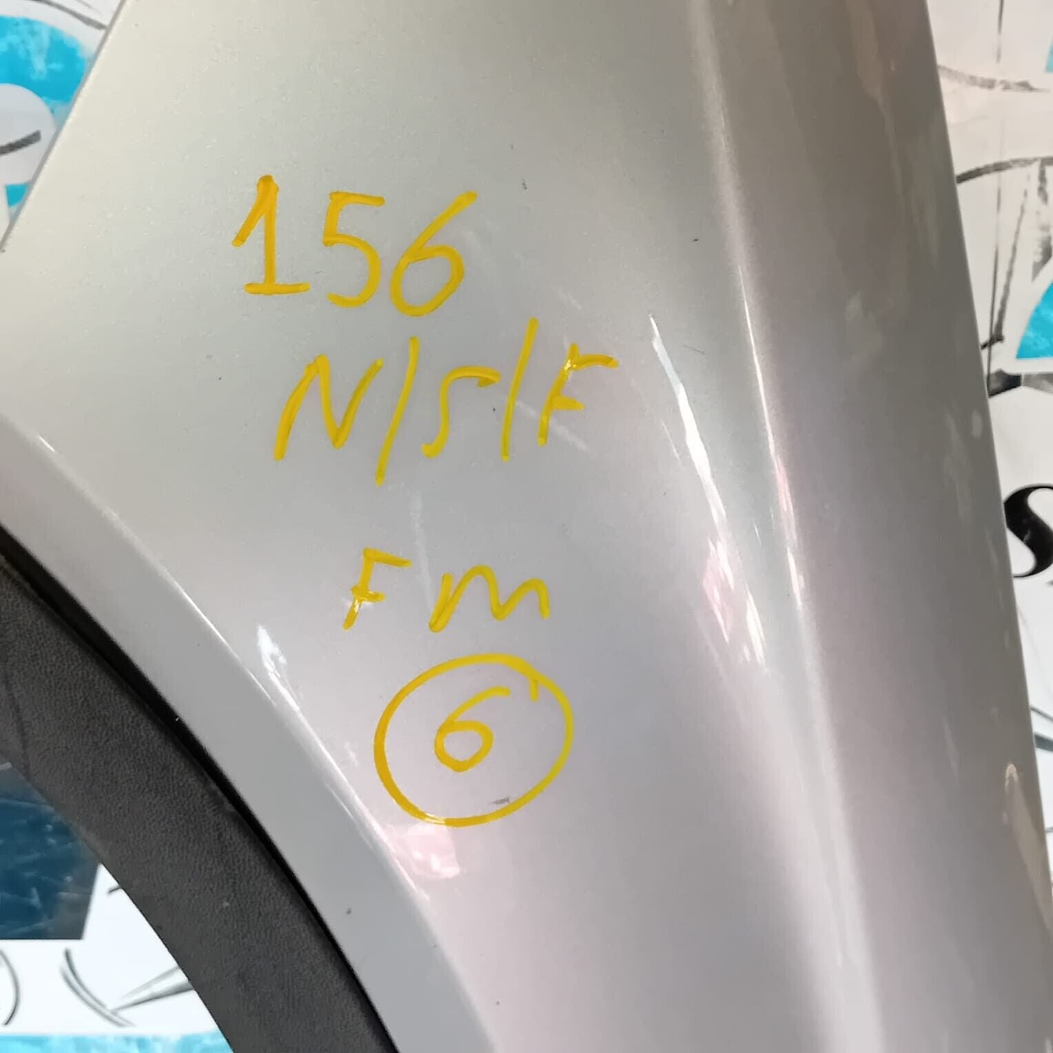 MERCEDES BENZ GLA W156 X156  FRONT PASSENGER SIDE ( NEAR SIDE ) WING