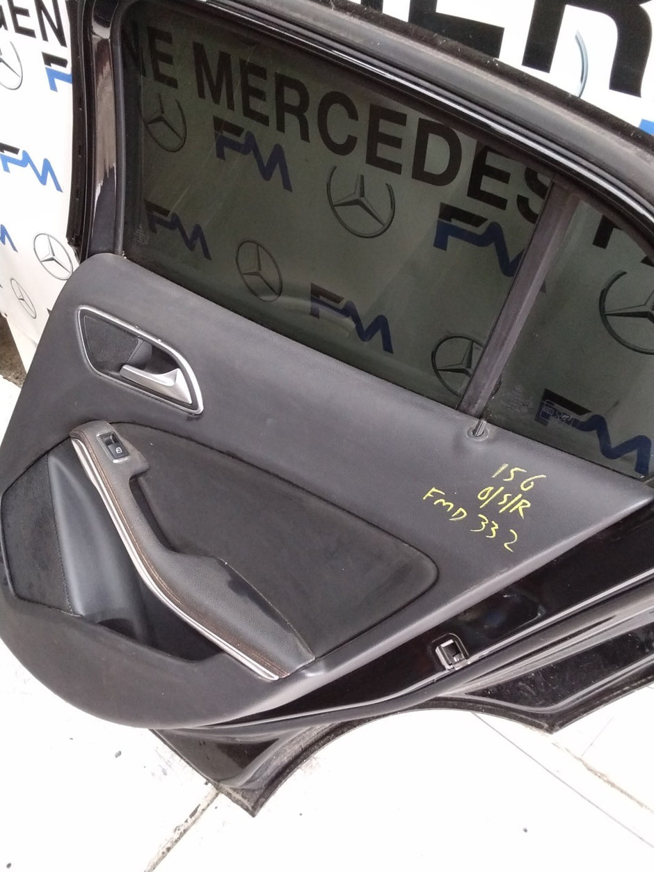 MERCEDES BENZ GLA X156 DRIVER REAR DOOR OSR BLACK 2014-16 COMPLETE FMD332