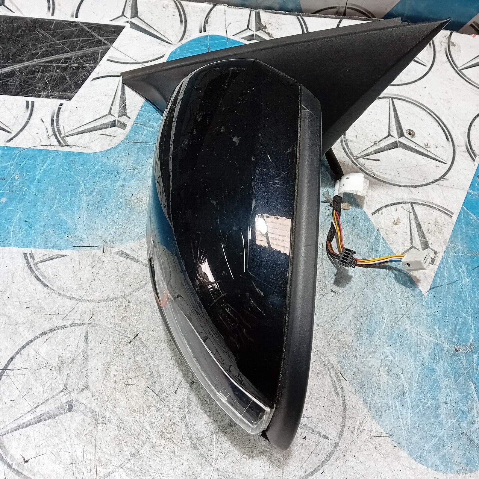 MERCEDES BENZ C-CLASS W205 WING MIRROR PASSENGER SIDE FRONT IN BLACK A2058104702