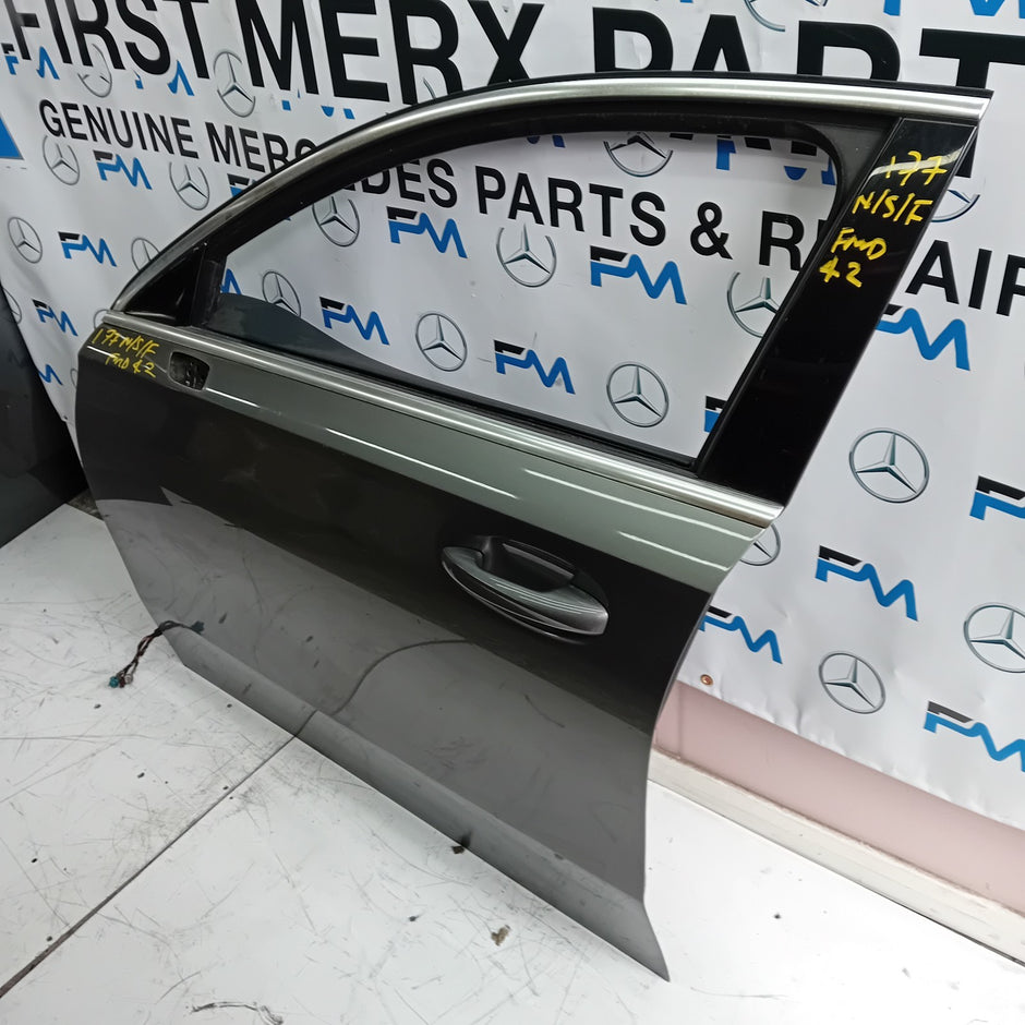 MERCEDES BENZ A-CLASS W177 PASSENGER SIDE FRONT DOOR N/S/F COMPLETE GREY FMD42