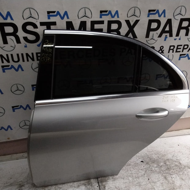 MERCEDES C-CLASS W205 SLN PASSENGER REAR DOOR NSR SILVER 2014 ON COMPLETE FMD339