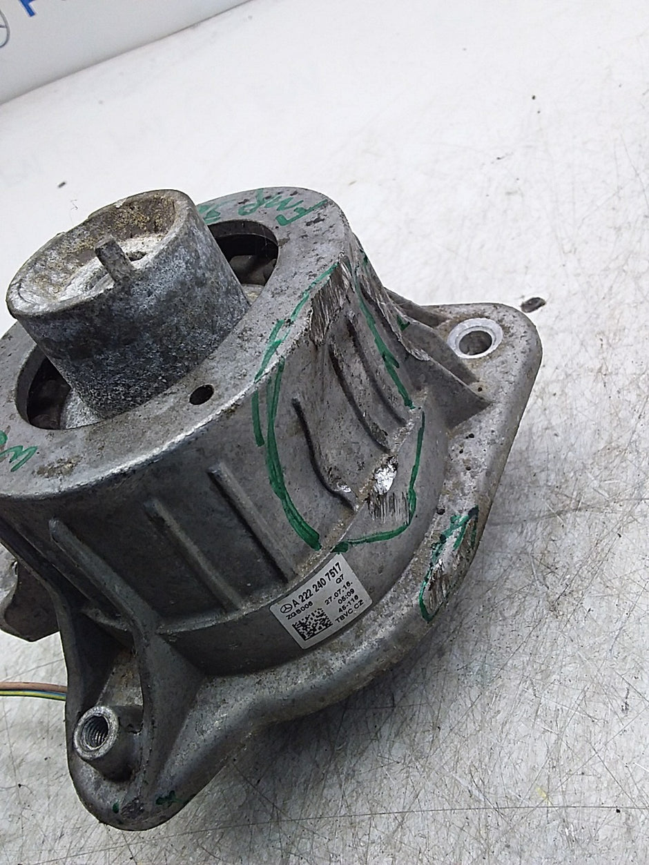 MERCEDES BENZ  S-CLASS W222  ENGINE MOUNT LEFT NS A2222407517 FMR326 (DAMAGED)