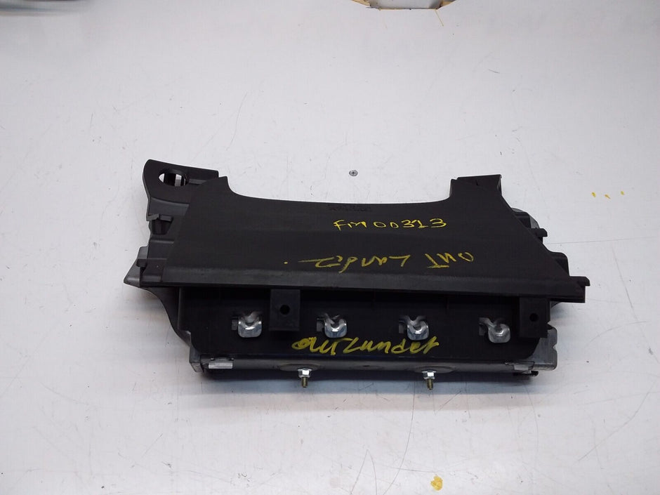 MITSUBISHI OUTLANDER MK3 KNEE AIR SRS BAG RIGHT DRIVER SIDE 7030A-31754 FM00313