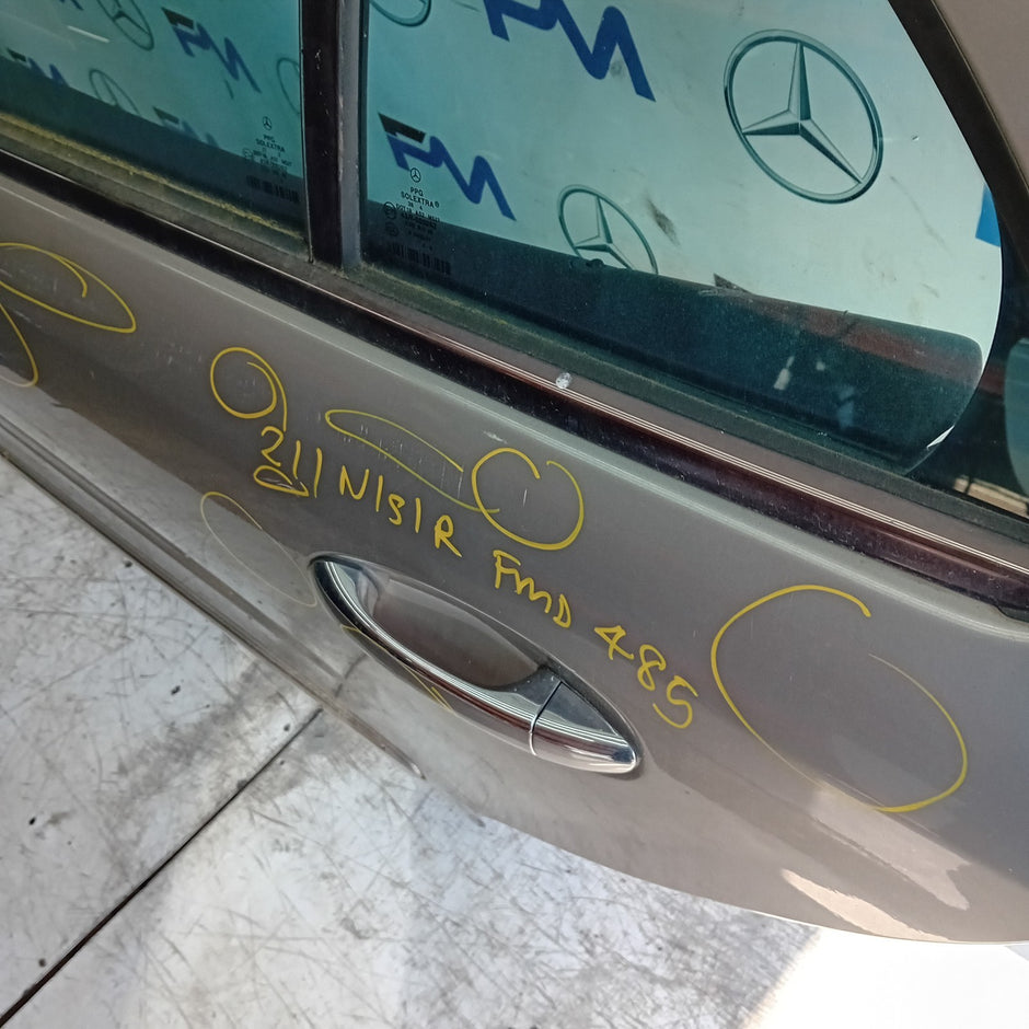 MERCEDES BENZ  E-CLASS W212 PASSENGER REAR DOOR NSR  2016 COMPLETE FMD485