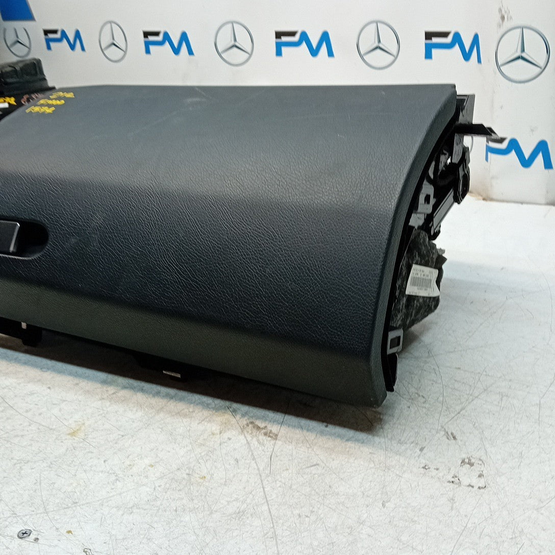 MERCEDES BENZ  E-CLASS W212 DASHBOARD GLOVEBOX  2015 A2126803191 FM001574