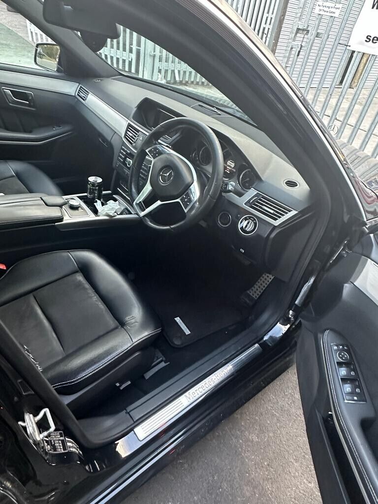 MERCEDES BENZ E-CLASS W212- BREAKING/ ENGINE AND GEAR BOX