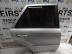 MERCEDES M-CLASS W164  DRIVER REAR DOOR OSR SILVER 2005-11 COMPLETE FMD566