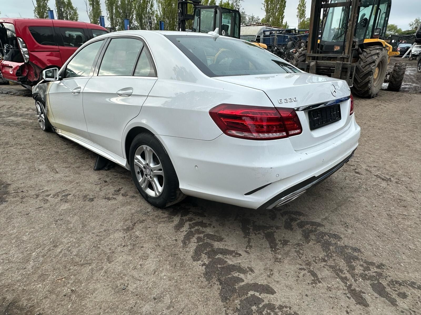 MERCEDES BENZ E-CLASS W212 - BREAKING/SUSPENSION LEGS (ALL)