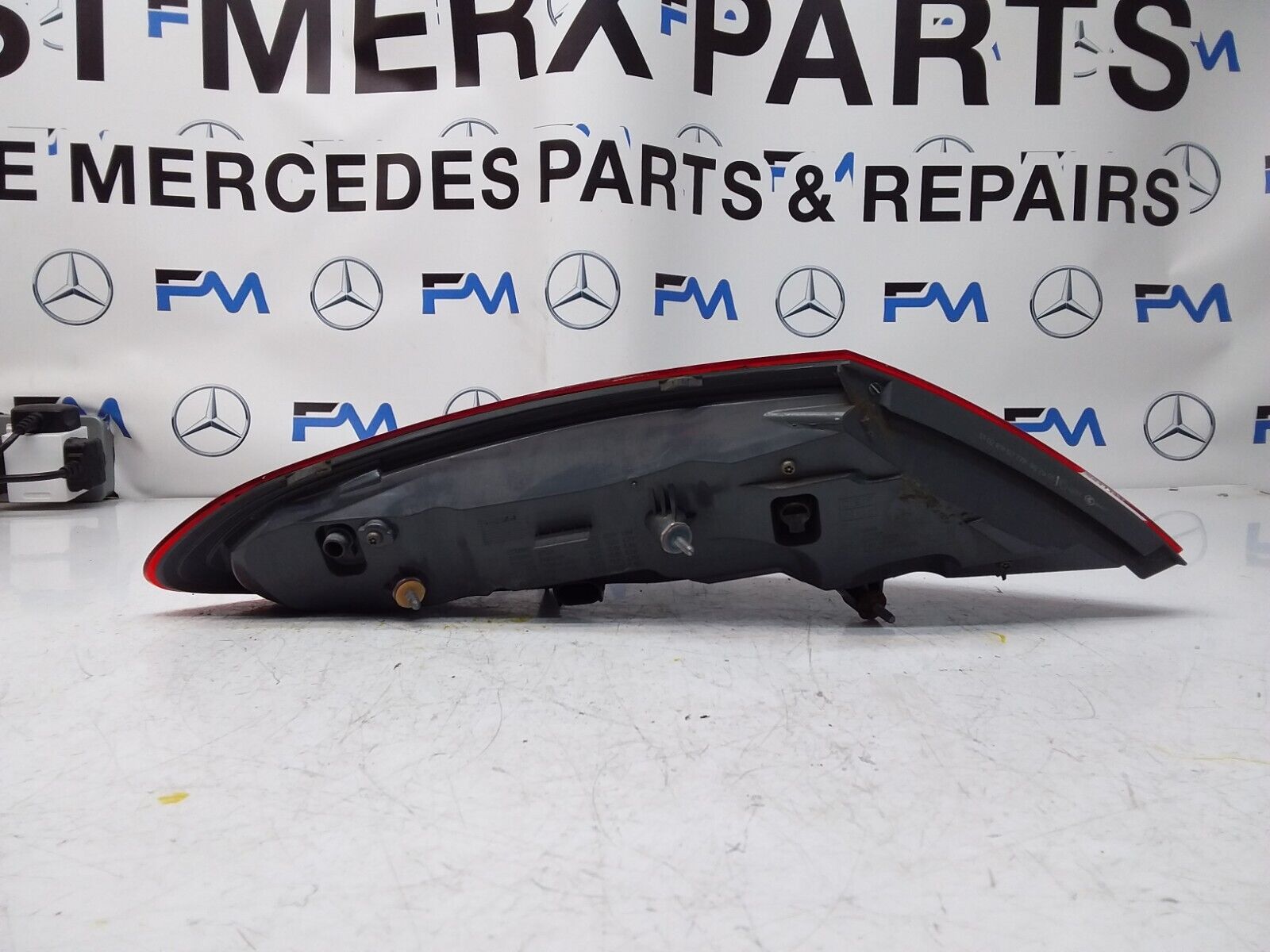 2016 MERCEDES  C CLASS W205 REAR DRIVER SIDE O/S LED LIGHT A2059066400 FMT24