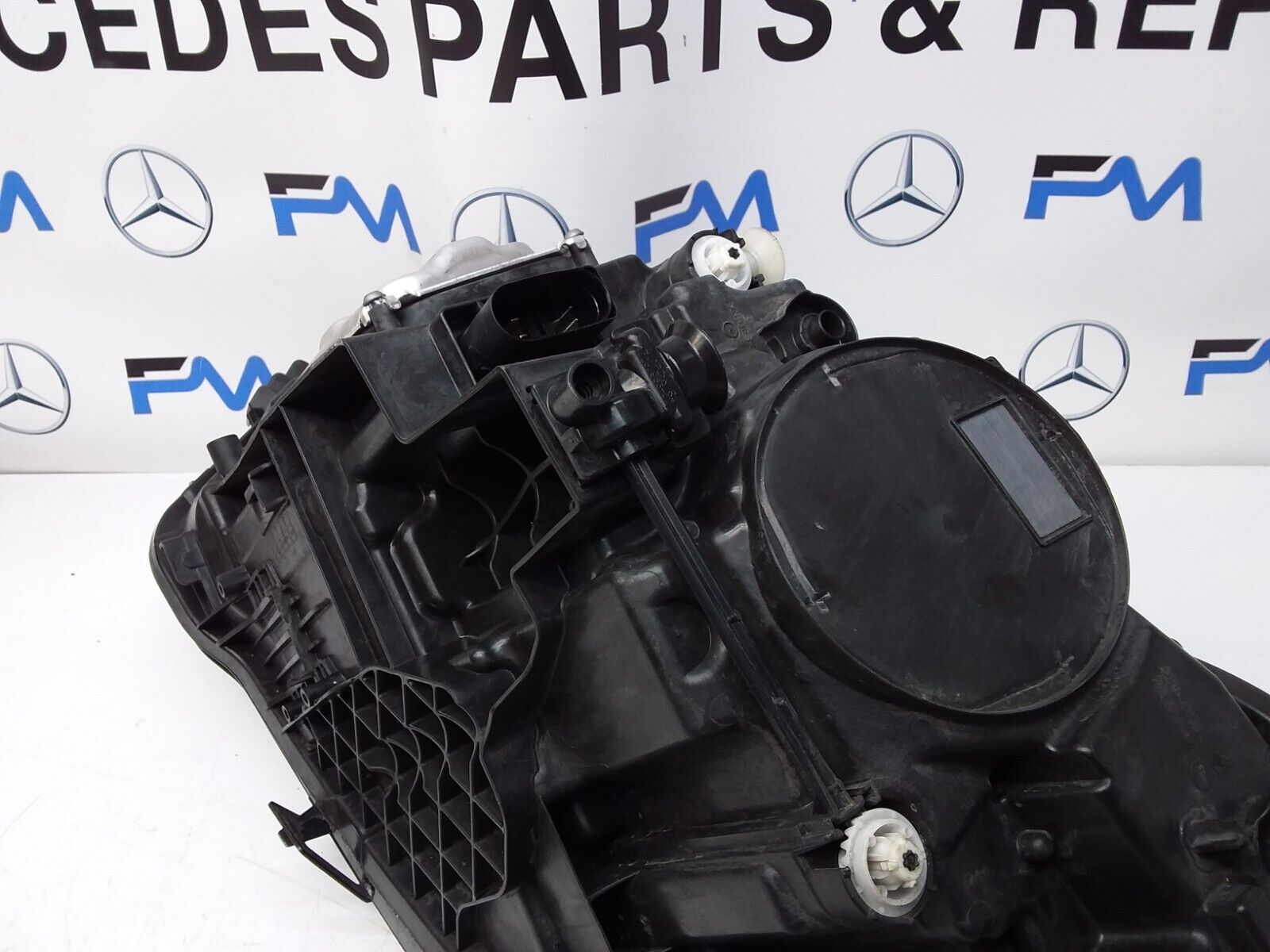 2021 MERCEDES CLA W118 HEADLIGHT PASSENGER NS A1189068600 FMH145 HIGH PERFORMANC