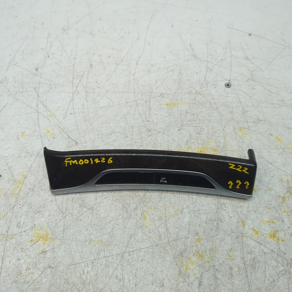 MERCEDES S CLASS W222 PARKING SENSOR CONTROL WITH TRIM A2226801971 FM001426