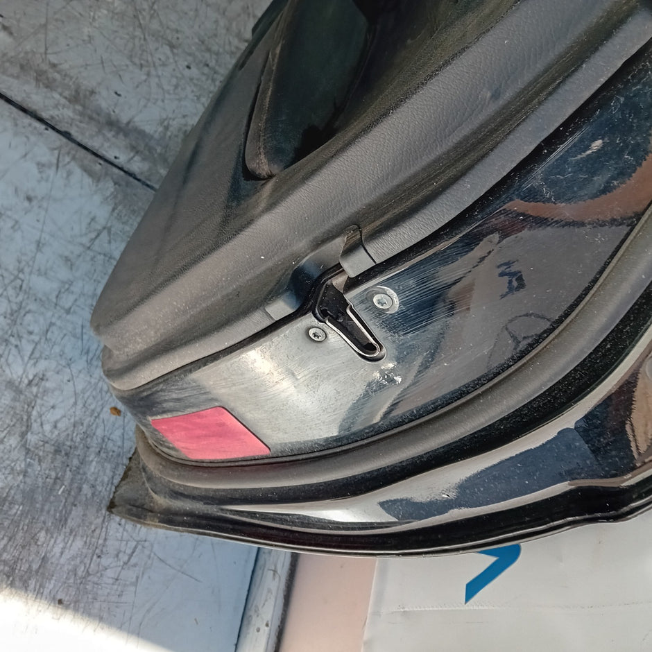 MERCEDES E-CLASS W213 DRIVER FRONT DOOR OSF 2016 ON BLACK COMPLETE  FMD517