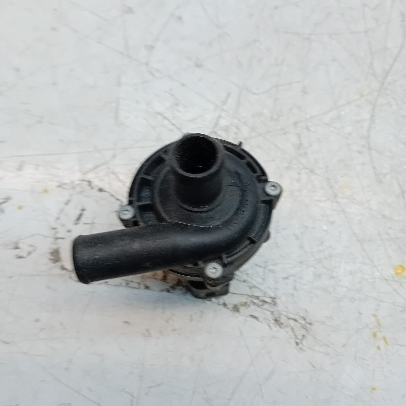 MERCEDES BENZ  C/E-CLASS W211 ELECTRIC COOLANT WATER PUMP A2118350364 FM001470