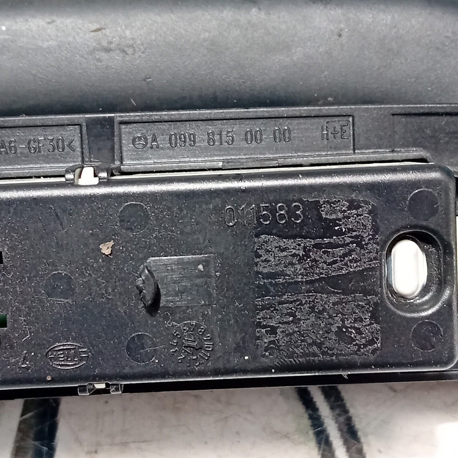 2016 MERCEDES E CLASS E220 W213 REAR LEFT SIDE INTERIOR ROOF HANDLE WITH LIGHT