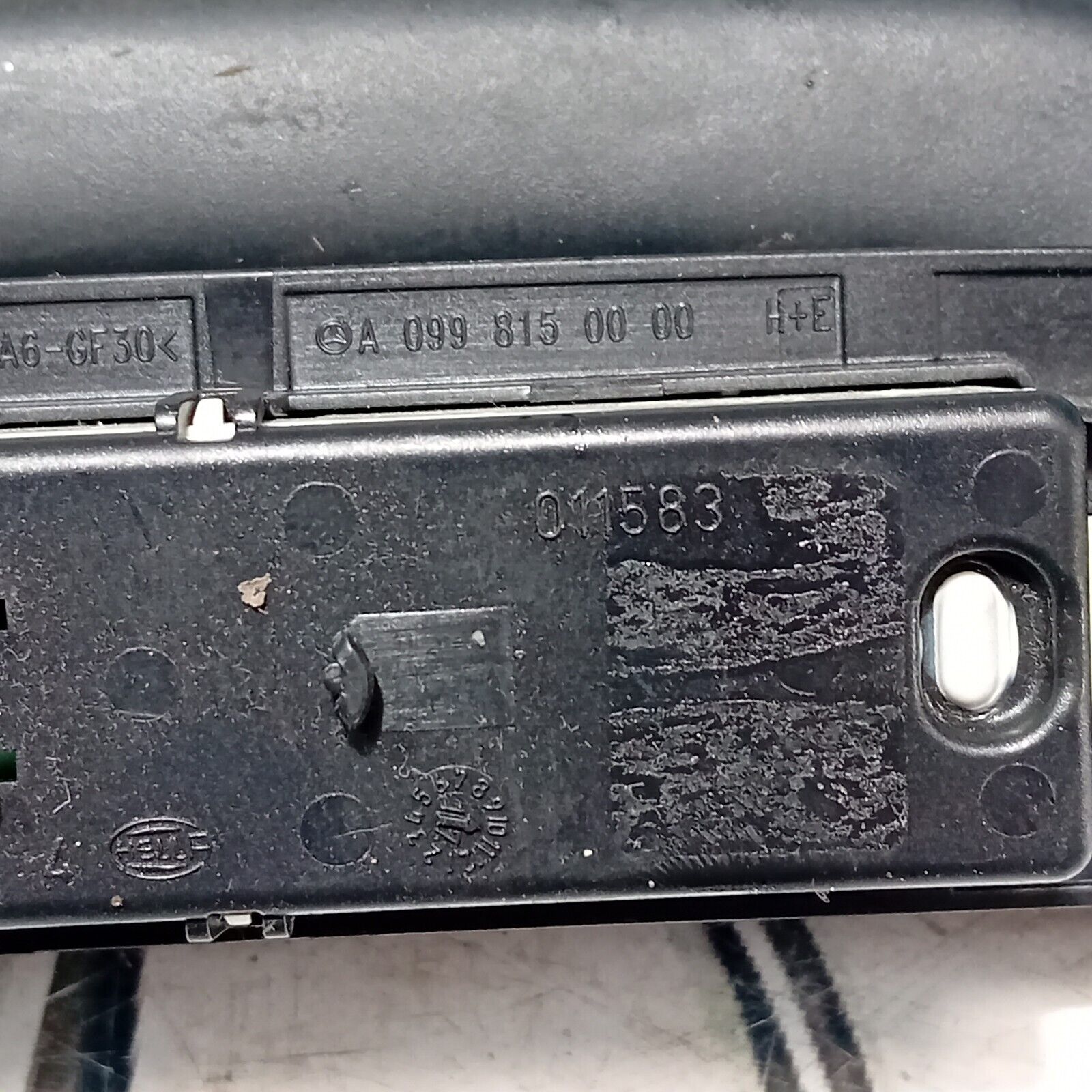 2016 MERCEDES E CLASS E220 W213 REAR LEFT SIDE INTERIOR ROOF HANDLE WITH LIGHT