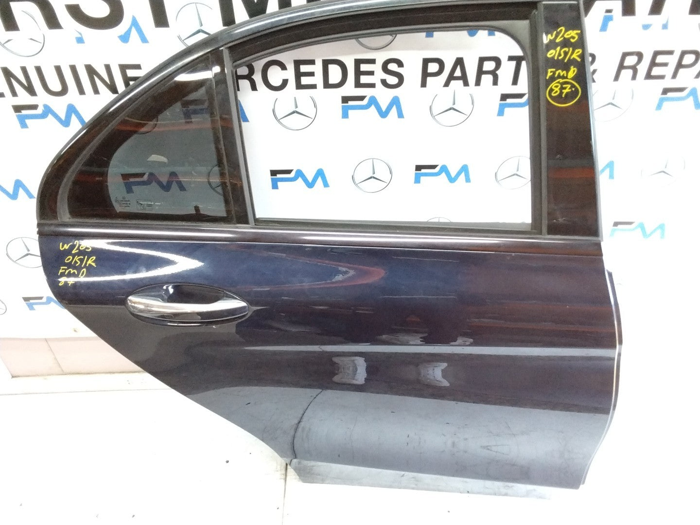 MERCEDES BENZ C-CLASS W205 DRIVER SIDE REAR DOOR O/S/R COMPLETE BLUE FMD87