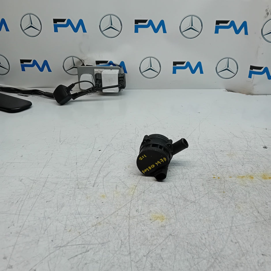 MERCEDES BENZ  C/E-CLASS W211 ELECTRIC COOLANT WATER PUMP A2118350364 FM001470