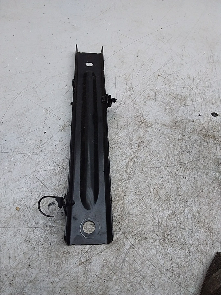 MERCEDES BENZ  C-CLASS W206 FRONT LEFT CROSSBAR A2066280300 FMR208