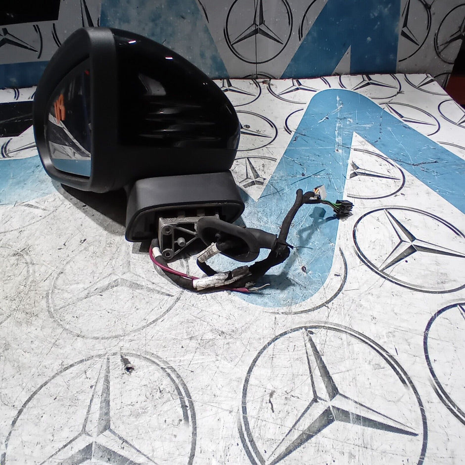 2018/2023 MERCEDES BENZ CLA C118 PASSENGER SIDE WING MIRROR A1188107902 -BLACK