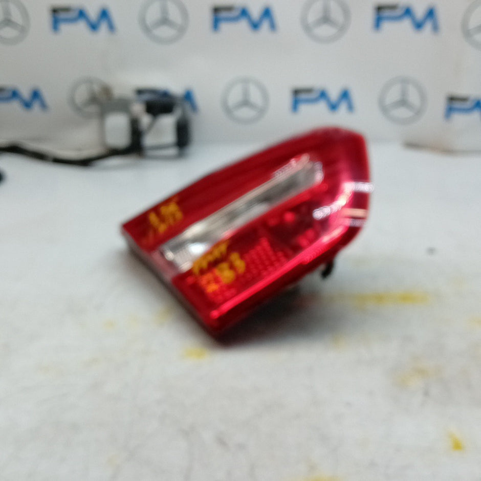 MERCEDES GLA X156 PASSENGER LEFT  REAR INNER TAIL LIGHT A1569060358 2015 FMT283