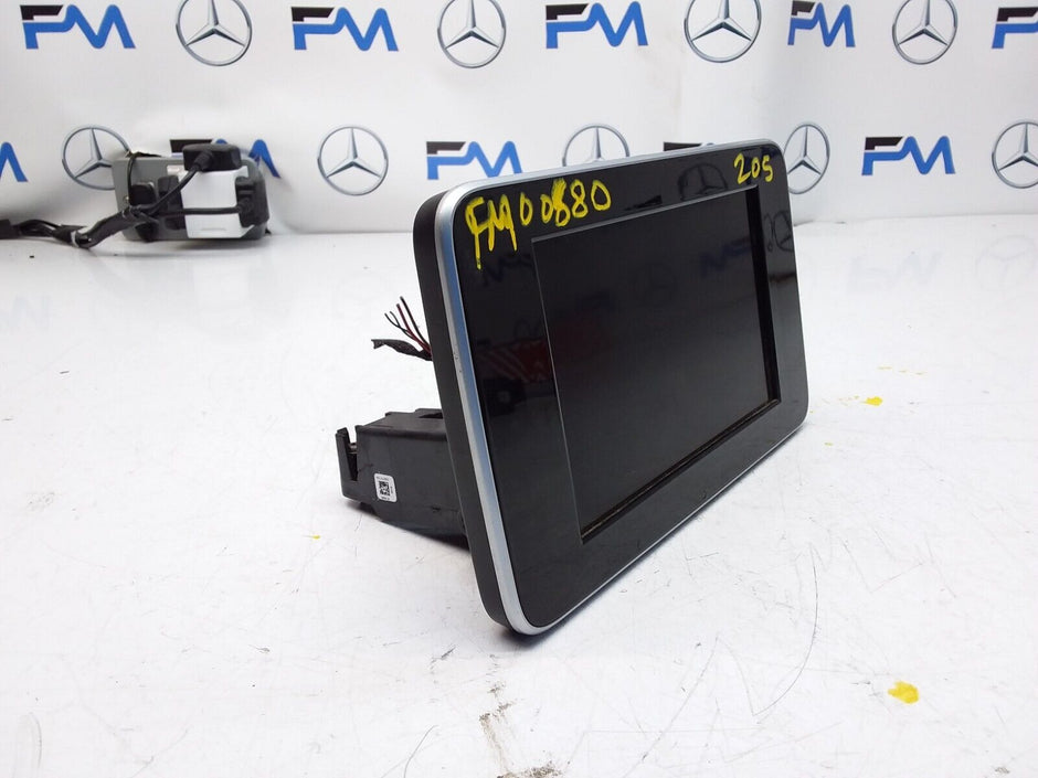 MERCEDES C-CLASS W205 2014 SAT NAV MULTIMEDIA SCREEN A2059004113 FM00680