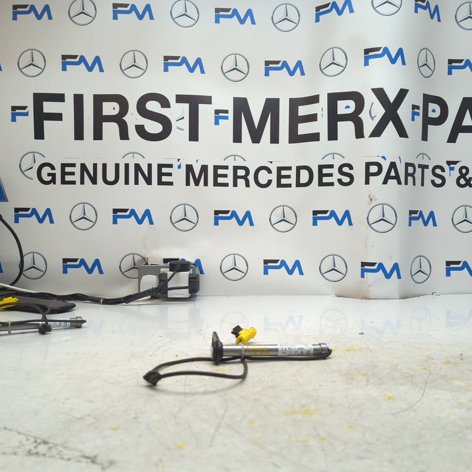 MERCEDES C CLASS W206 BONNET PEDESTRIAN ACTUATOR A2069066800 2017 FM001433