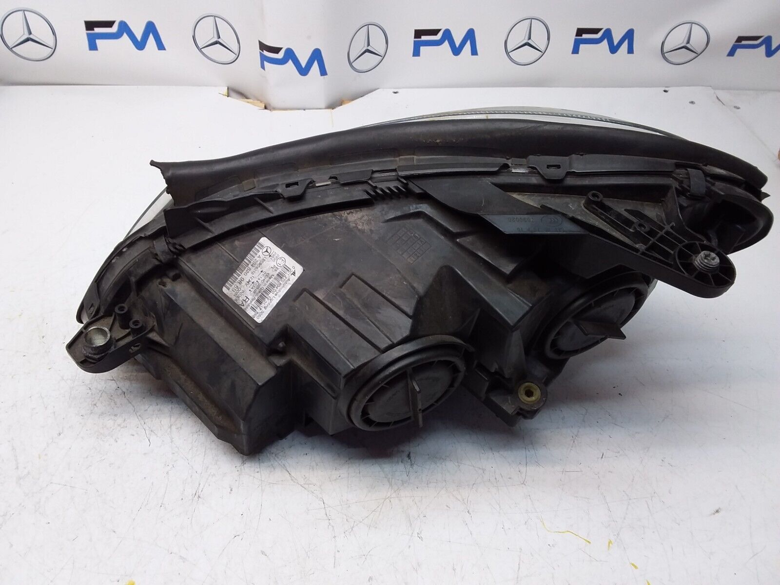 2017 MERCEDES C-CLASS W204 HEADLIGHT DRIVER OS A2048209859 FMH128
