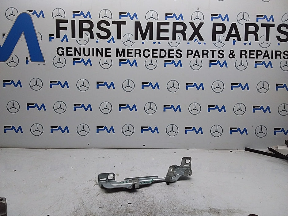 MERCEDES C-CLASS W206 CAR WINDOW MOTOR MOUNT A2066911200 FMR285