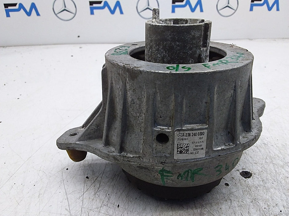 MERCEDES BENZ  E-CLASS COUPE C238  ENGINE MOUNT RIGHT OS A2382400300 FMR340