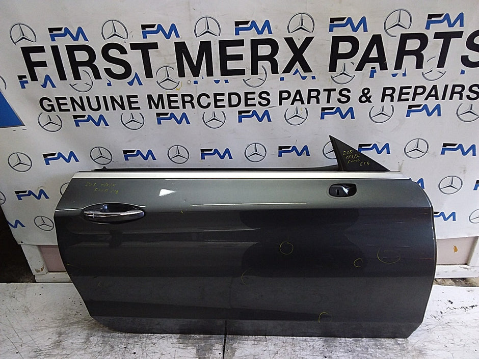 MERCEDES C-CLASS C205  DRIVER FRONT DOOR OSF GREY 2016 ONW COMPLETE FMD618