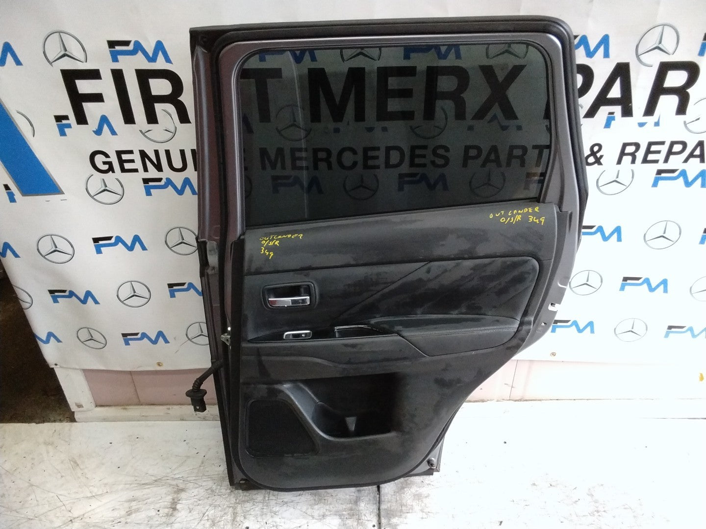MITSUBISHI OUTLANDER MK3 DRIVER REAR DOOR OSR GREY 2013 COMPLETE FMD349