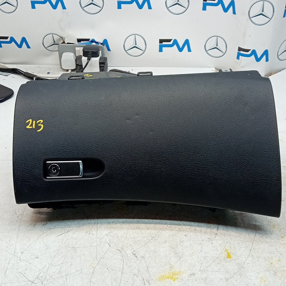 MERCEDES E-CLASS W213 DASHBOARD GLOVEBOX 2016 ON A2136800391 BLACK FM001315
