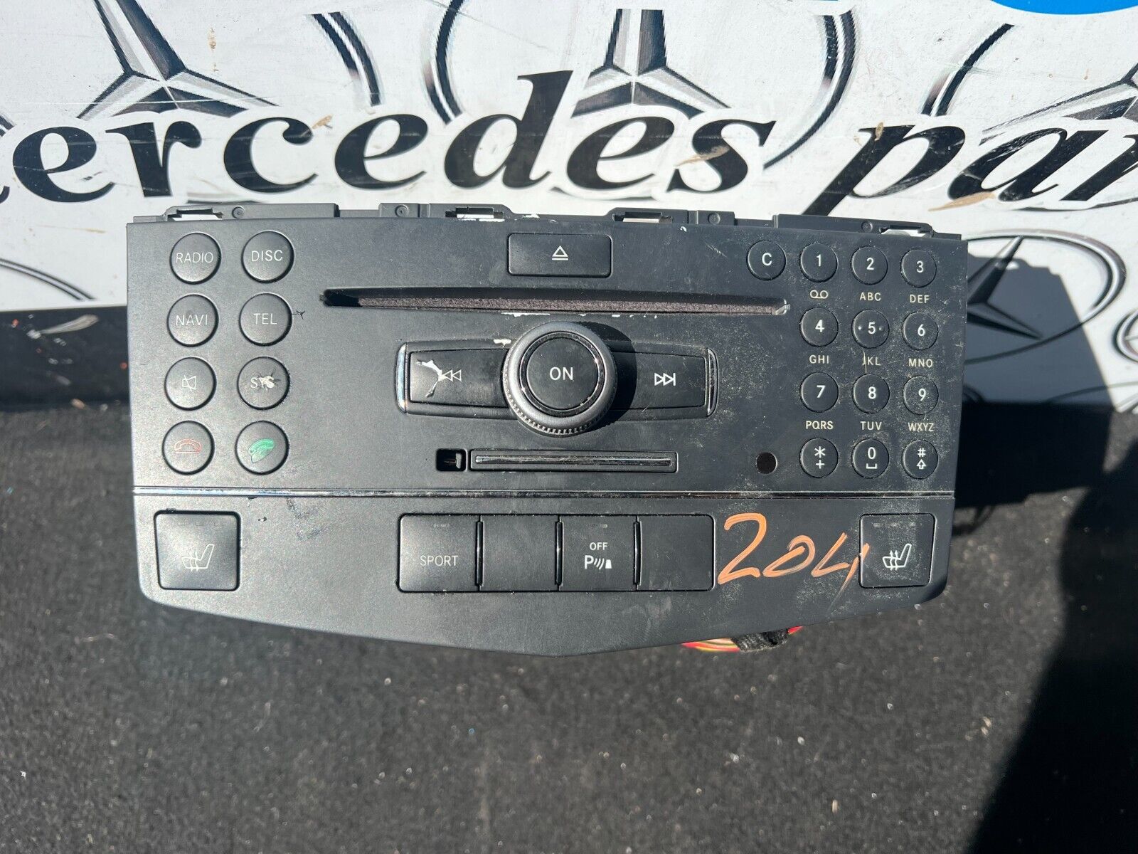 Mercedes W204 Head Unit Sat Nav Comand A 2048704994 A2048707590
