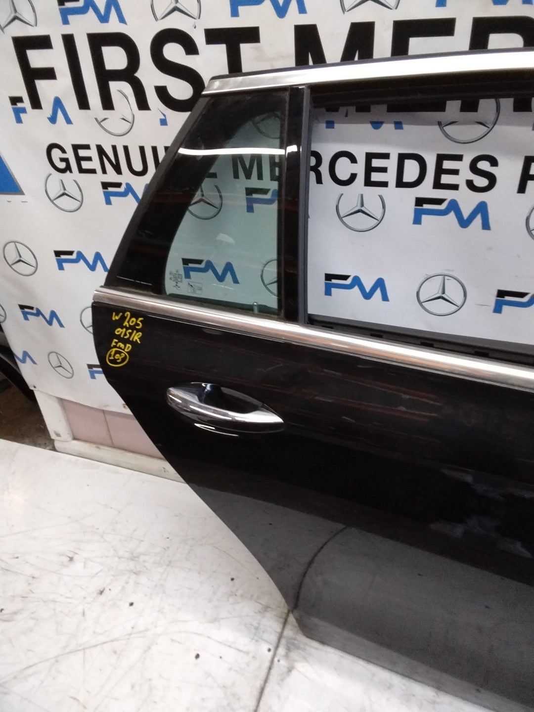 MERCEDES BENZ  E-CLASS W213 DRIVER SIDE REAR DOOR O/S/R COMPLETE BLACK FMD103