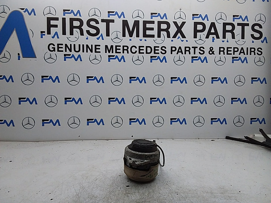 MERCEDES BENZ  GLE  W166  ENGINE MOUNT RIGHT OS A1662400400 FMR361