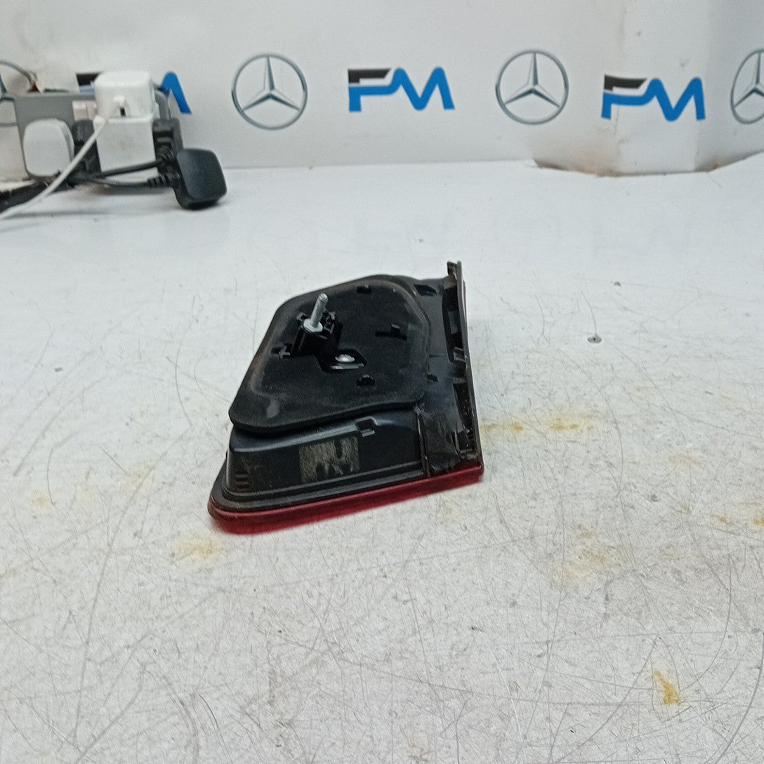 MERCEDES E-CLASS W212 PASSENGER INNER SIDE LEFT REAR TAIL LIGHT 2014 FMT315