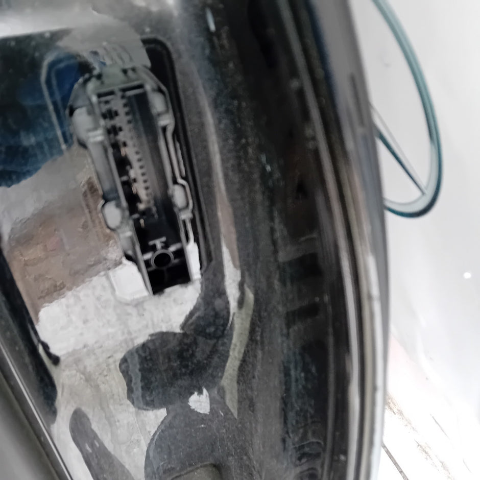 MERCEDES C-CLASS W205 SLN PASSENGER REAR DOOR NSR BLACK 2014 ON COMPLETE FMD241