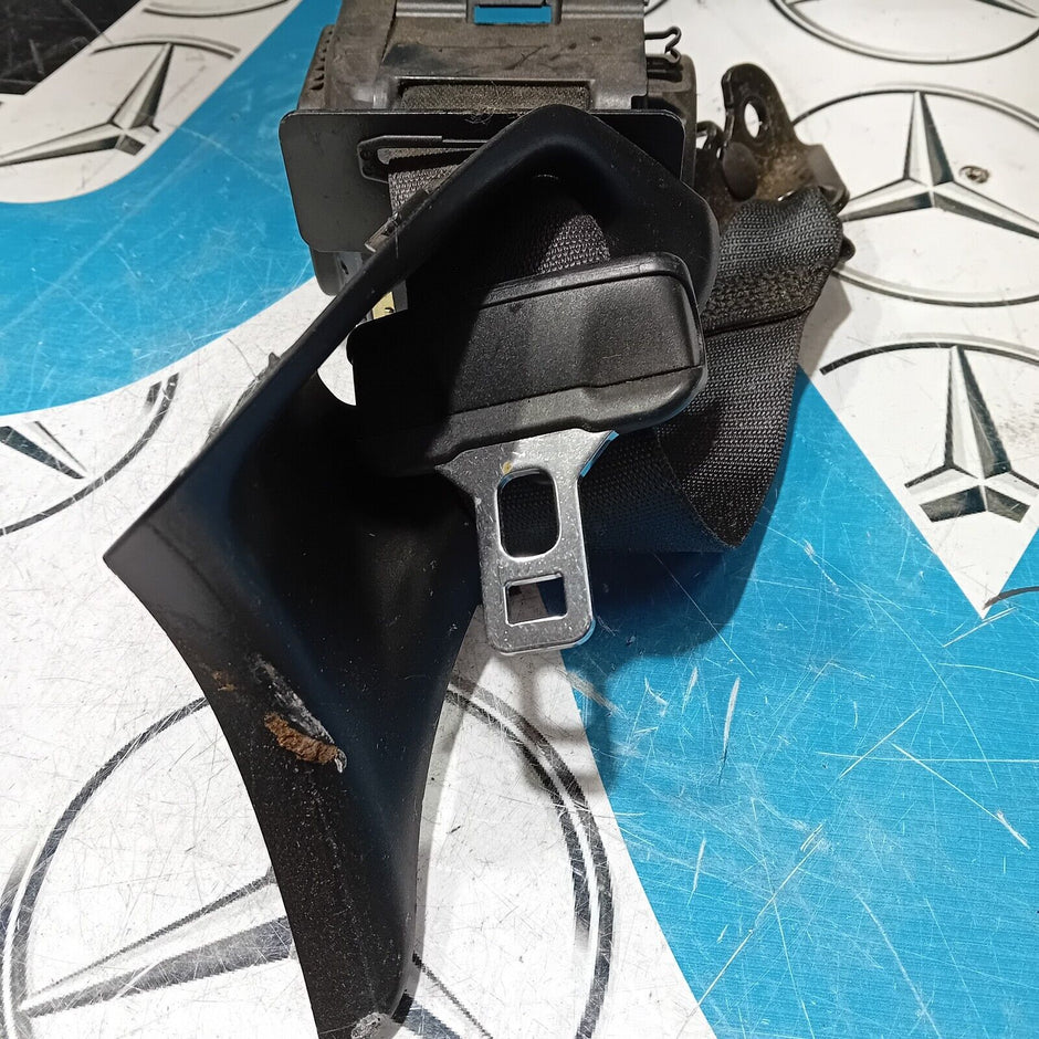 MERCEDES BENZ E CLASS 213 SALOON 2016-2021 REAR RIGHT SEAT BELT A21386800
