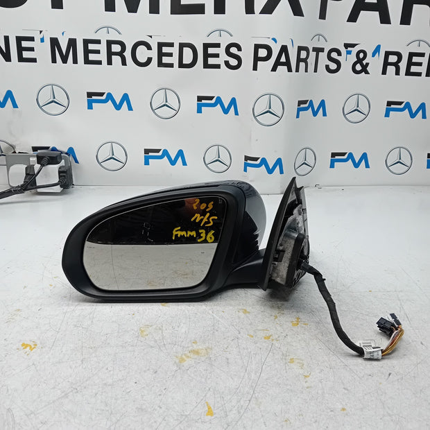 MERCEDES C-CLASS  W205 PASSENGER SIDE WING MIRROR A2058104702 BLUE FMM36