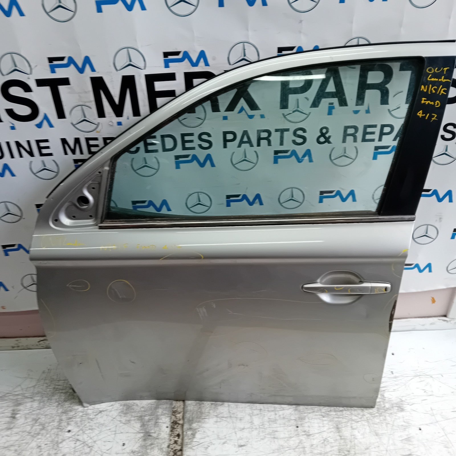 MITSUBISHI OUTLANDER MK3 PASSENGER SIDE FRONT DOOR NSF 2013 SILVER FMD417